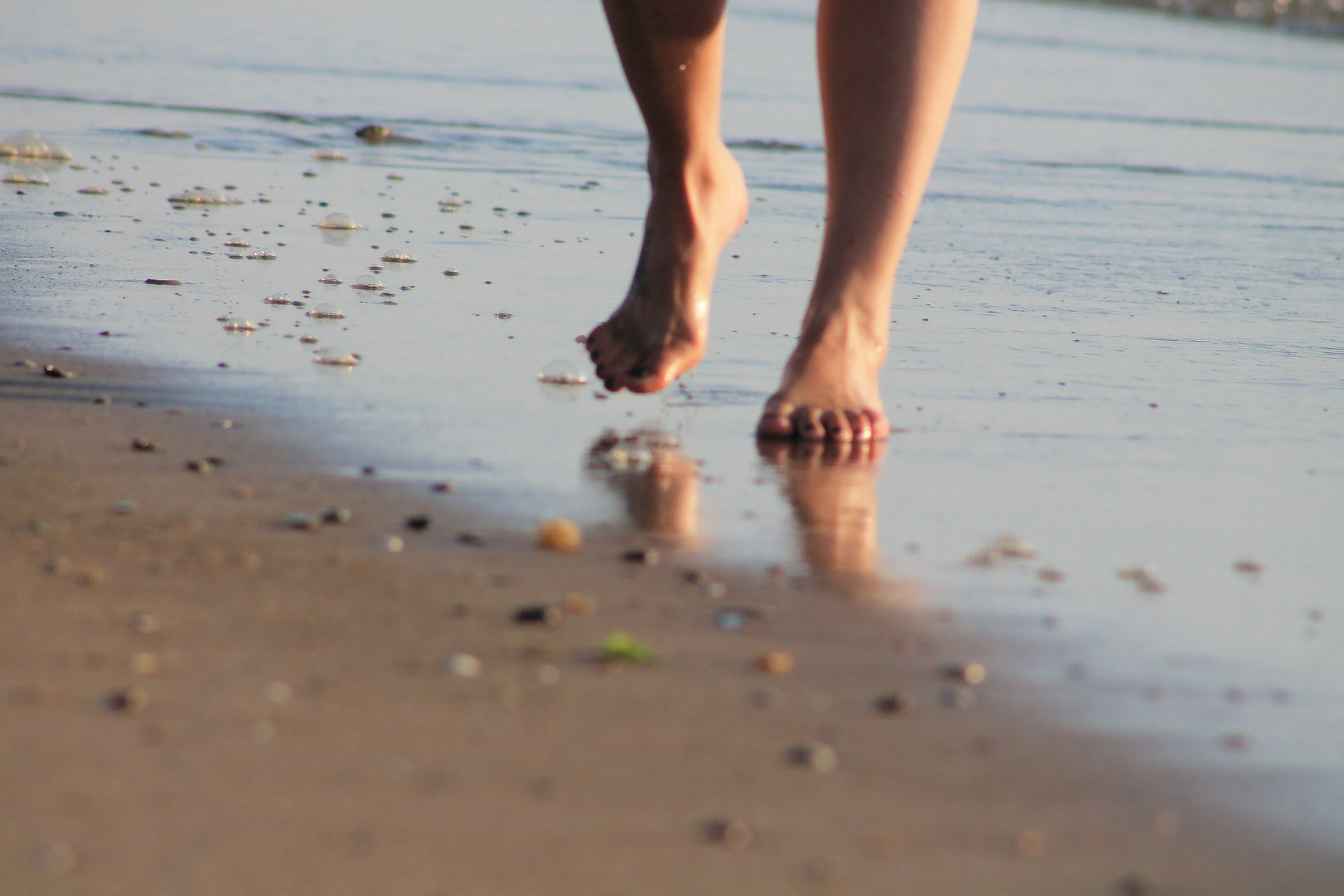 piedi nudi