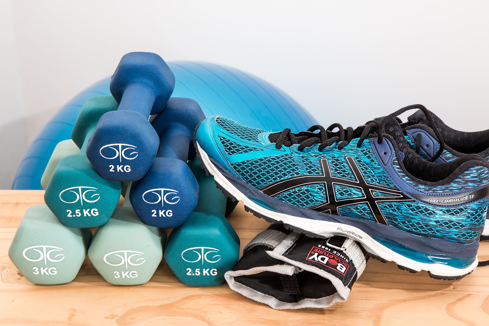 dumbbells-gc5e77970d_1920